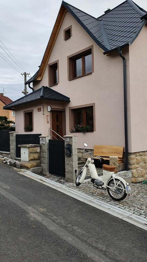 Hébergement de vacances U Pareza *